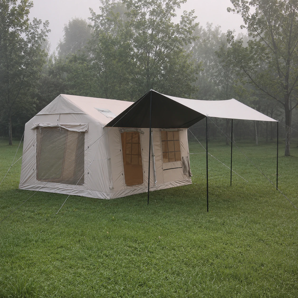 Tienda inflable de 12 m² con tres puertas, división y toldo IT039 - escenario de camping 1